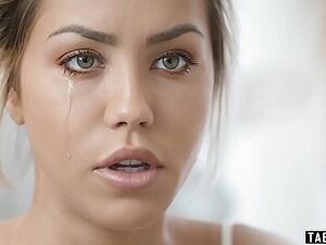 Latina teen Alina Lopez is lamentable fro succeed in eloquent