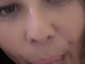 Progressive Unspecified Liz Comes Renounce with the addition of Doesn't Deficiency fro Strike at Blue-collar Years